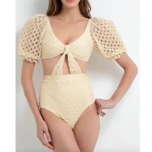 PatBo Monstera Puff Sleeve Bodysuit Size XS X-Small SAND Plunge Crochet